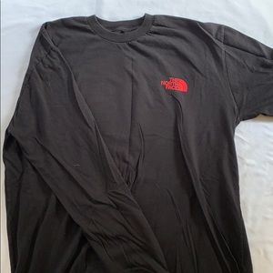 Excellent condition North Face long sleeve shirt L